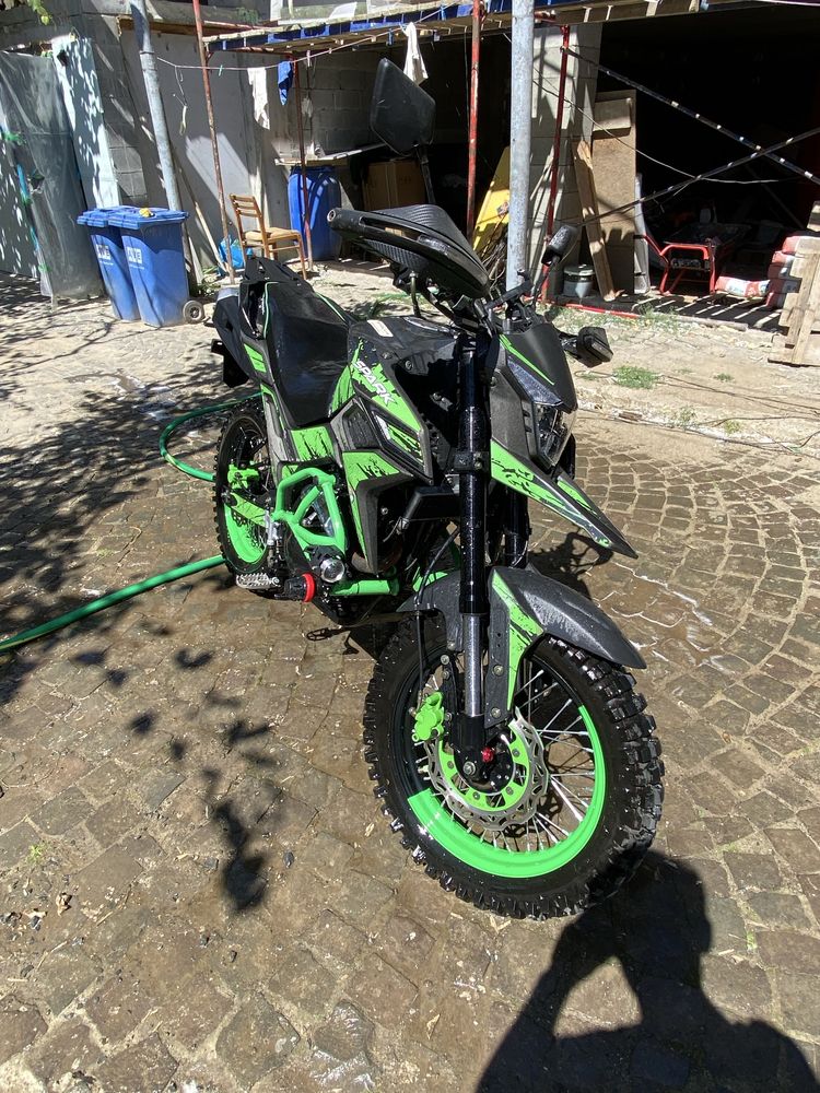 Продам Spark 300
