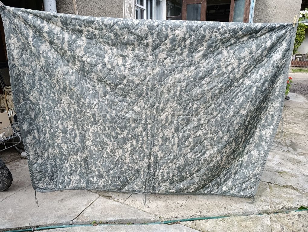 Термоізольована ковдра-лайнер армії США USGI Industries/Woobie Blanket