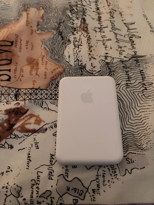 Apple Magsafe powerbank