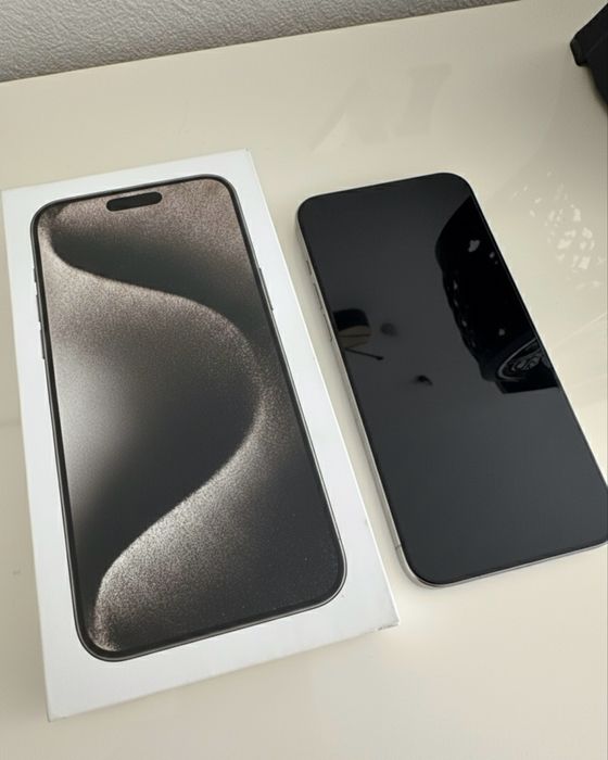 Iphone 15 Pro Max 256gb (Stan idealny)