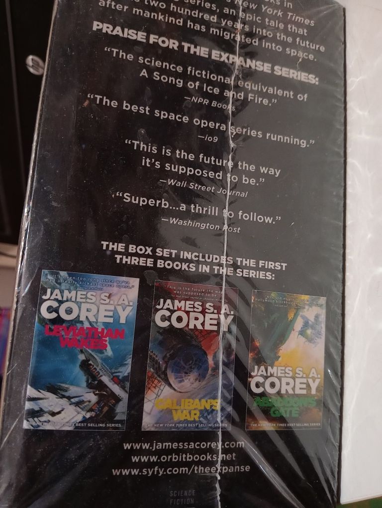 The Expanse Boxed Set: Leviathan Wakes, Caliban's War and Abaddon's Ga