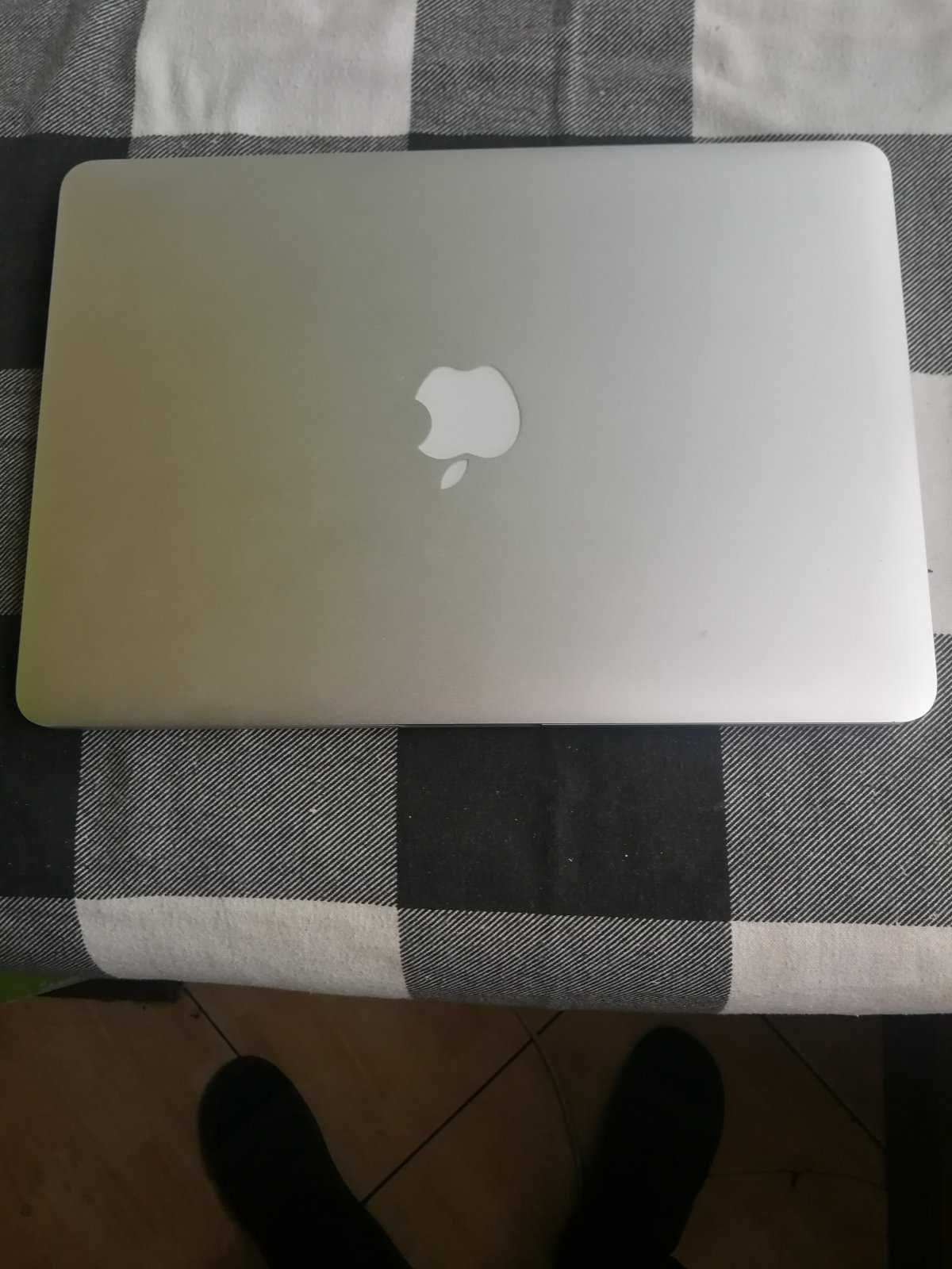 Срочно Apple MacBook pro 13" 2015 early/i5 2.7/8gb/ssd512