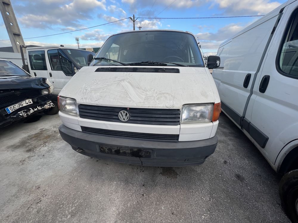 Volkswagen Transporter (peças)