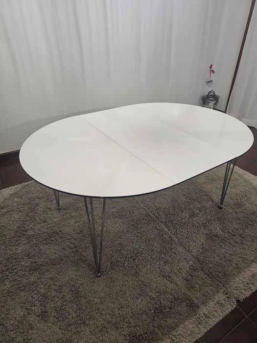 Mesa de jantar extensível
