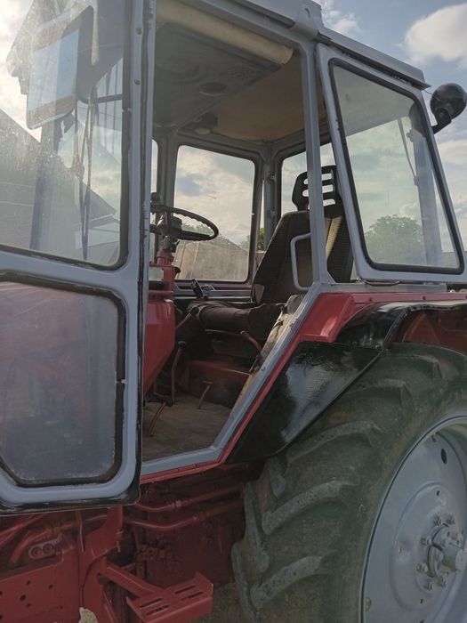 Продається трактор юмз 8271