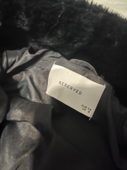 Шуба Reserved чорна