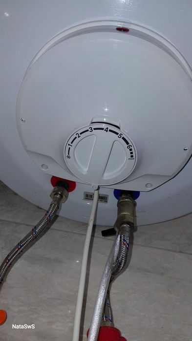 Бойлер 50 л,  Boch ES 050 5 1500W б/у
Tronic 2000 T с терморегулятором