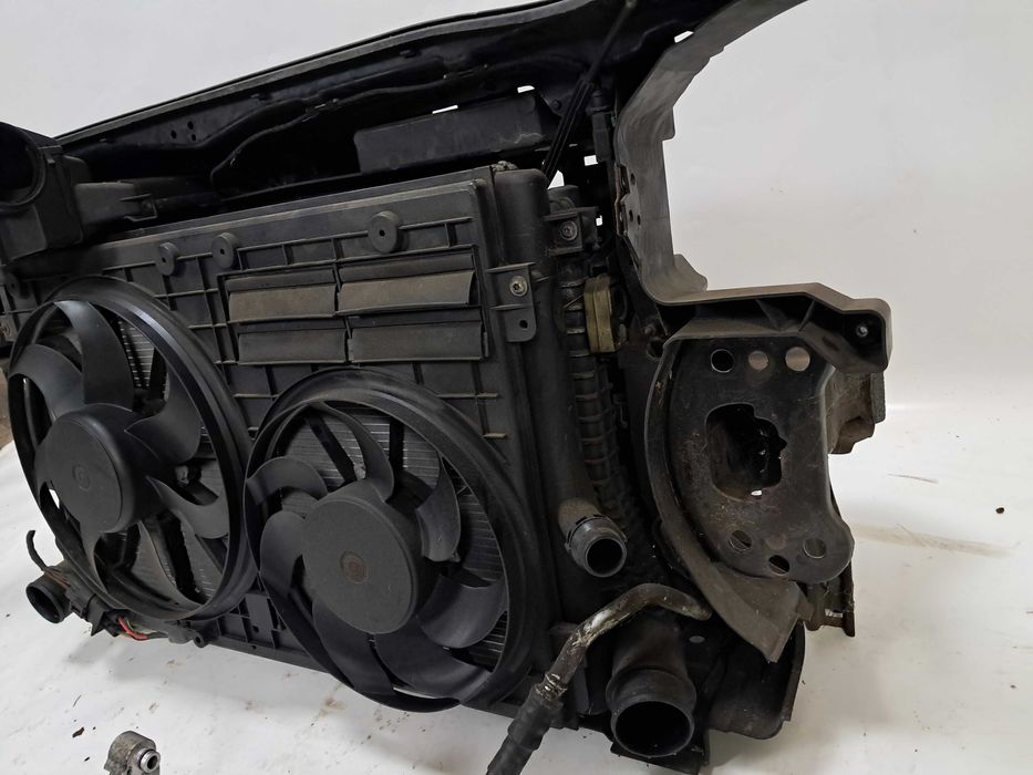 Pas przedni kompletny wentylator chłodnica VW Passat B7 2.0 1.6 TDI