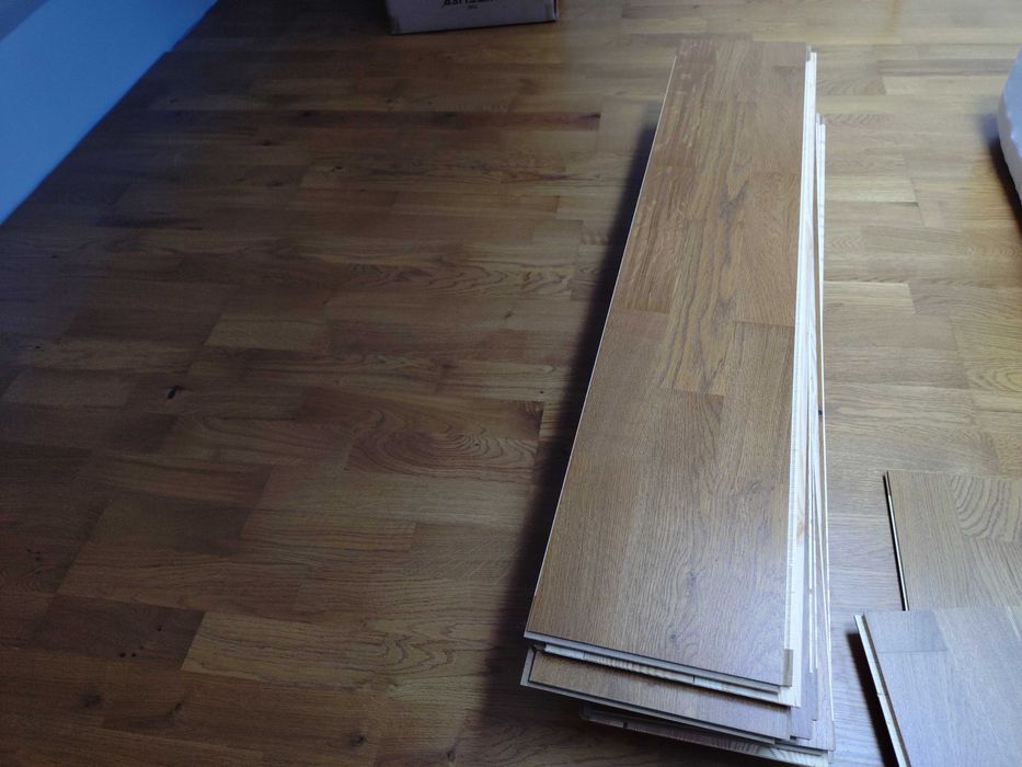 Podłoga drewniana deska trójwarstwowa Dąb gold 4.8m2