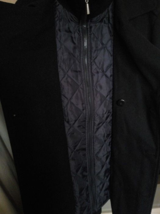 Чорне чоловіче пальто розмір S на 44