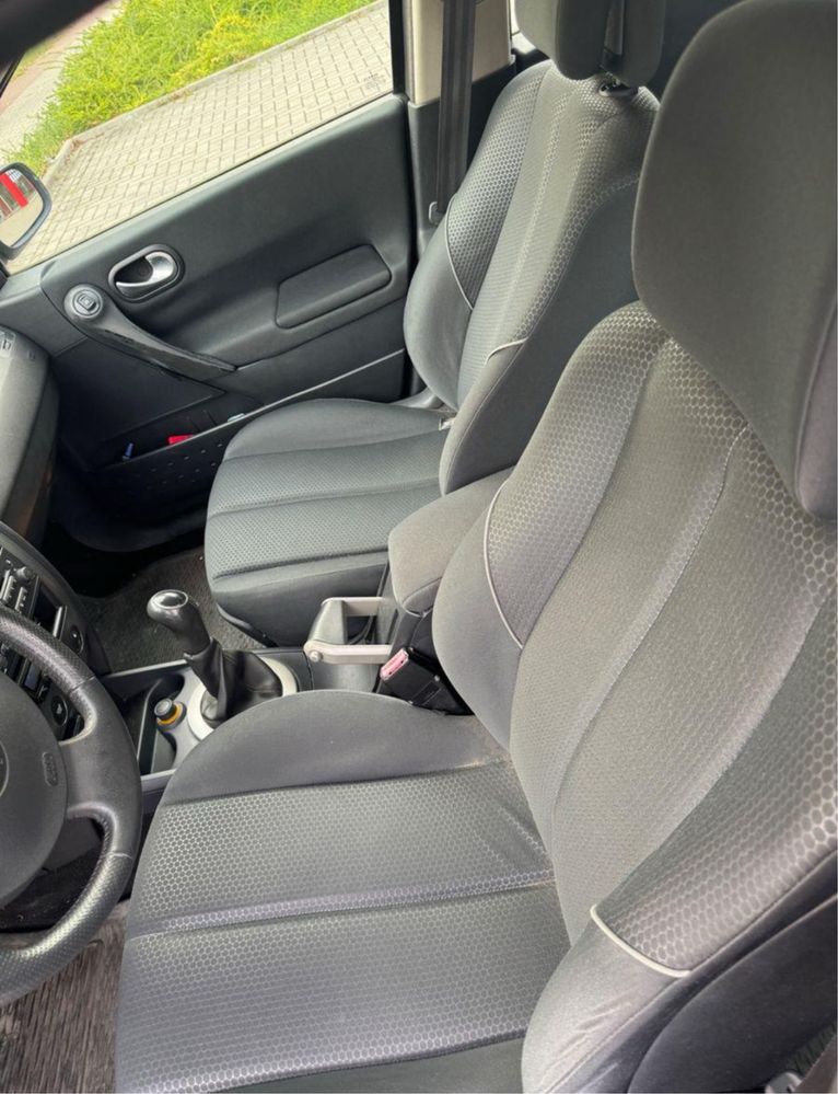 Megane 2 2005г 163тыс.км без подкрасов !!!