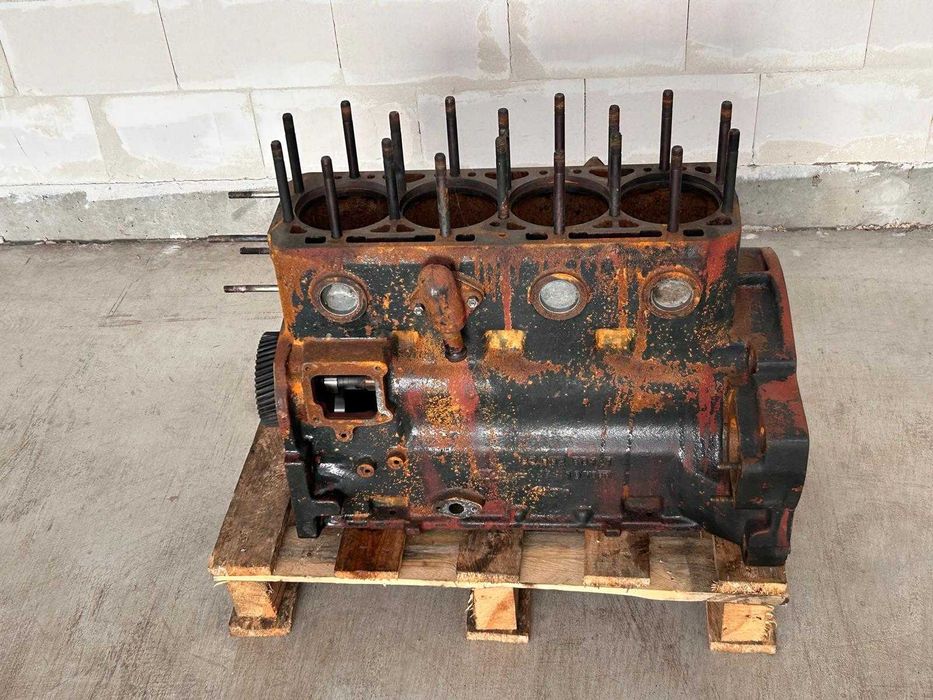 Blok silnika 4 cyl. TURBO, nowy typ, | URSUS/ZETOR np. 1014, 10145