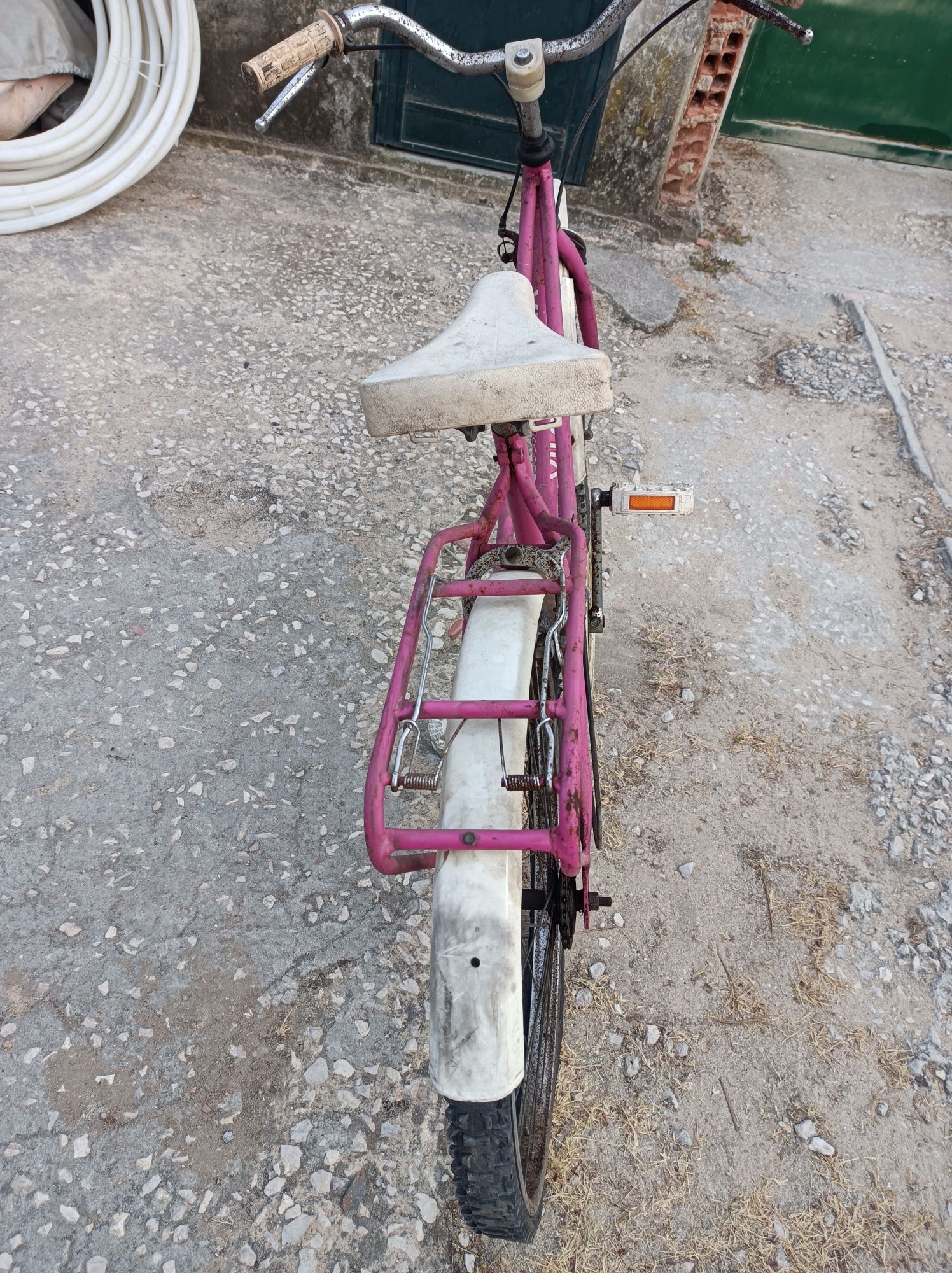 Bicicleta de menina