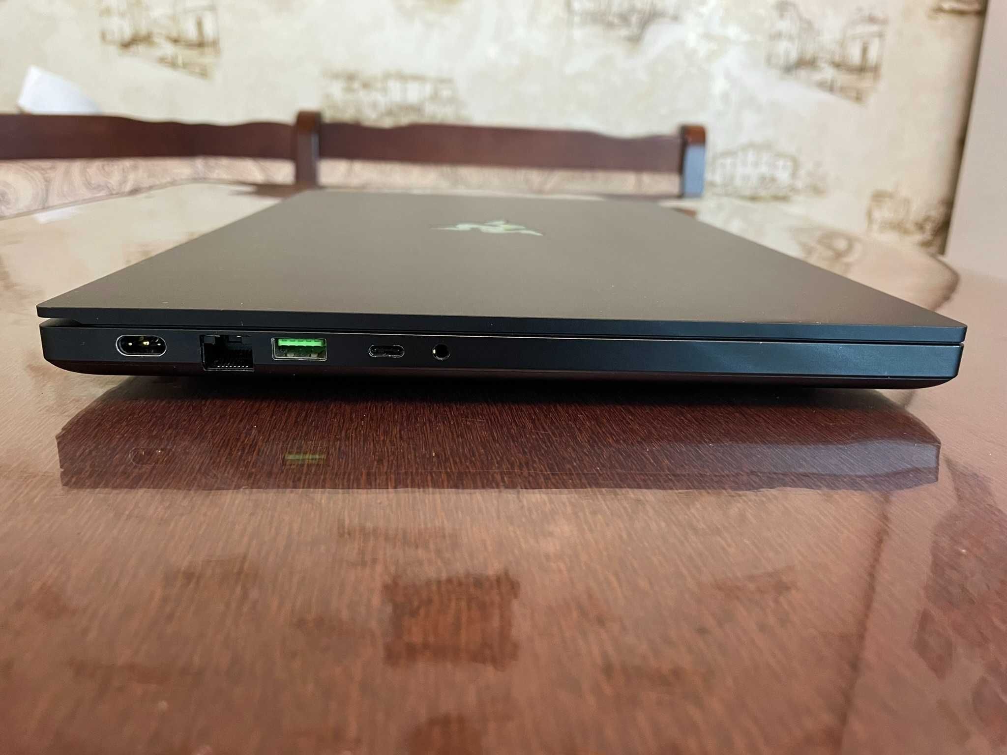 Ноутбук 15" FHD Razer Blade 15 (i7-10750H/16/SSD512/RTX 2070 8Gb)