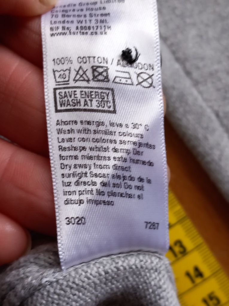 Sweter męski z dekoltem w serek Burton