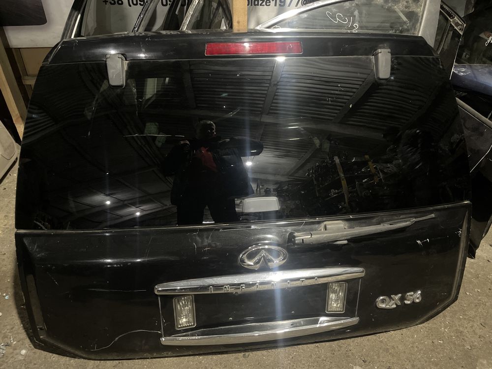 Крышка багажника Infiniti QX56 2004-10 гг K0100-ZQ1MA