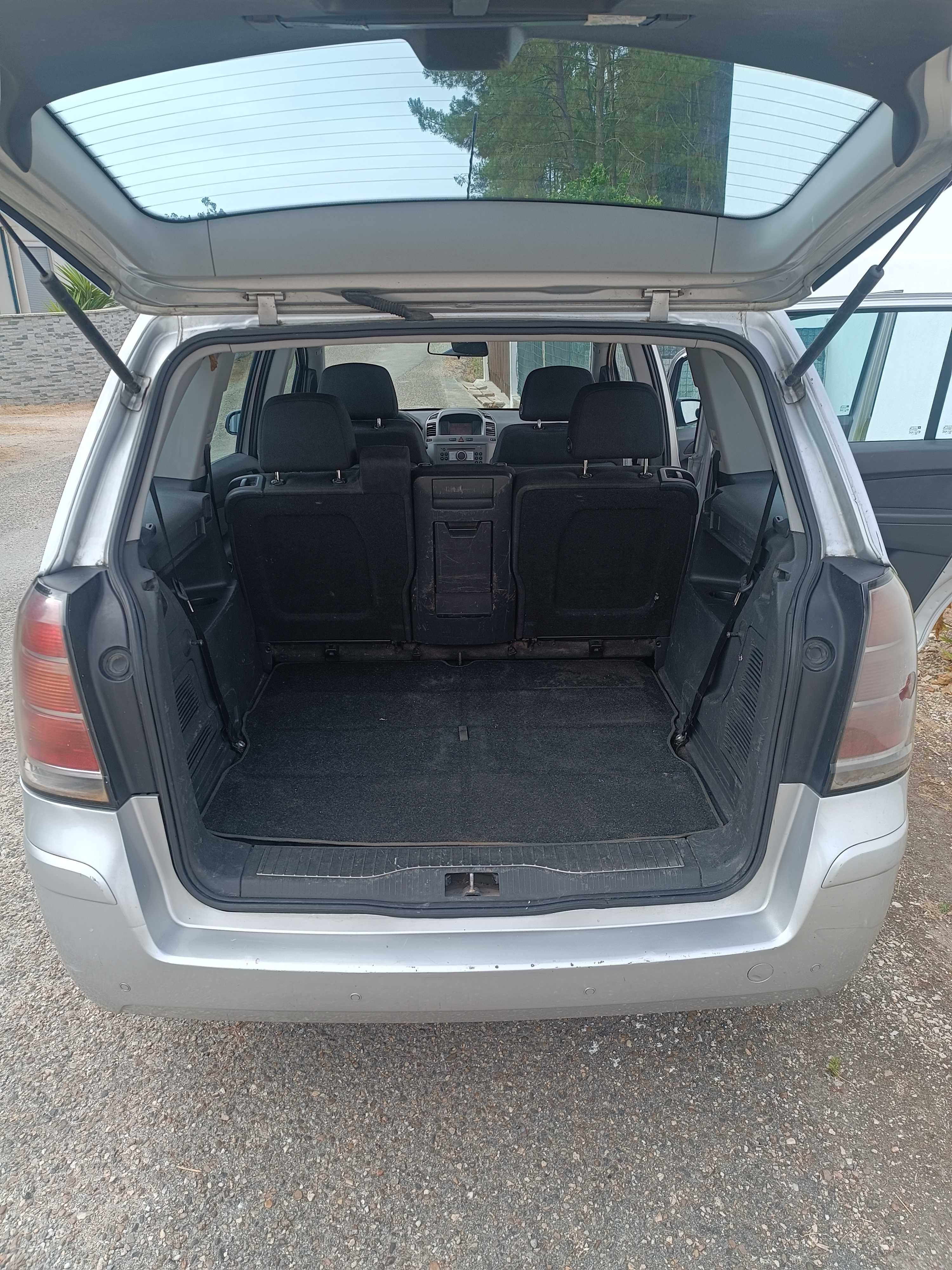Opel Zafira CDTi 1.9 / 2005 / 7 Lugares | Económica | Espaçosa | €2000