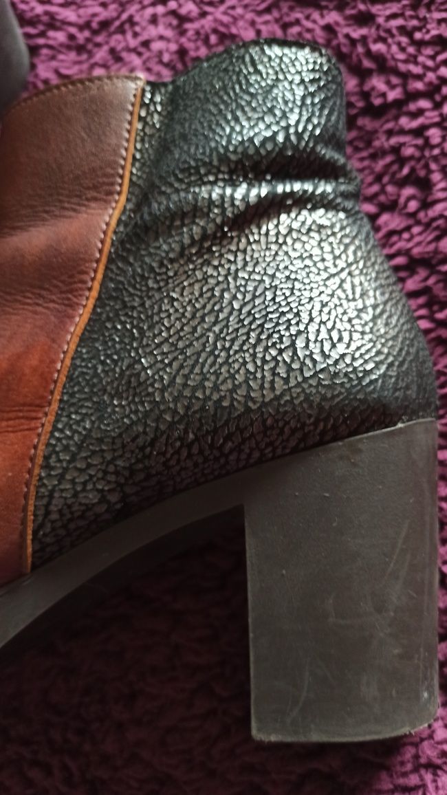 Botas senhora cano curto, Ana Romana