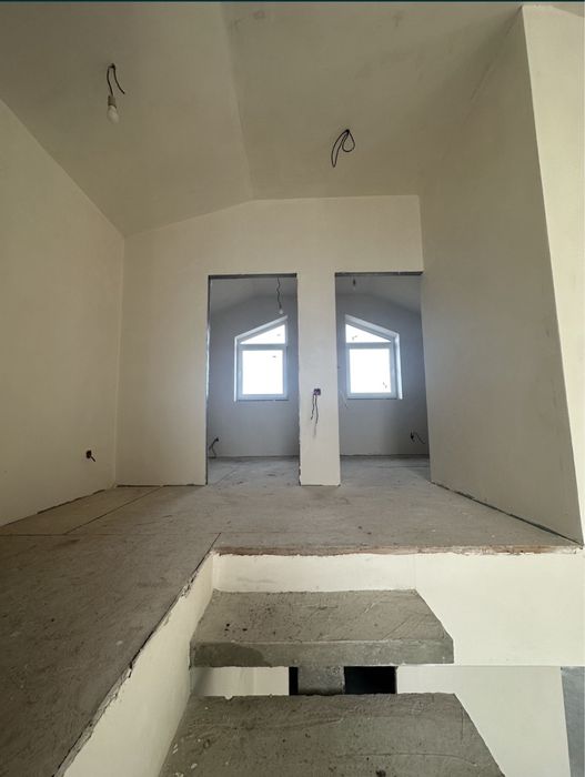 Без % Продаж будинку КТ «Міжріччя» 145 м2.