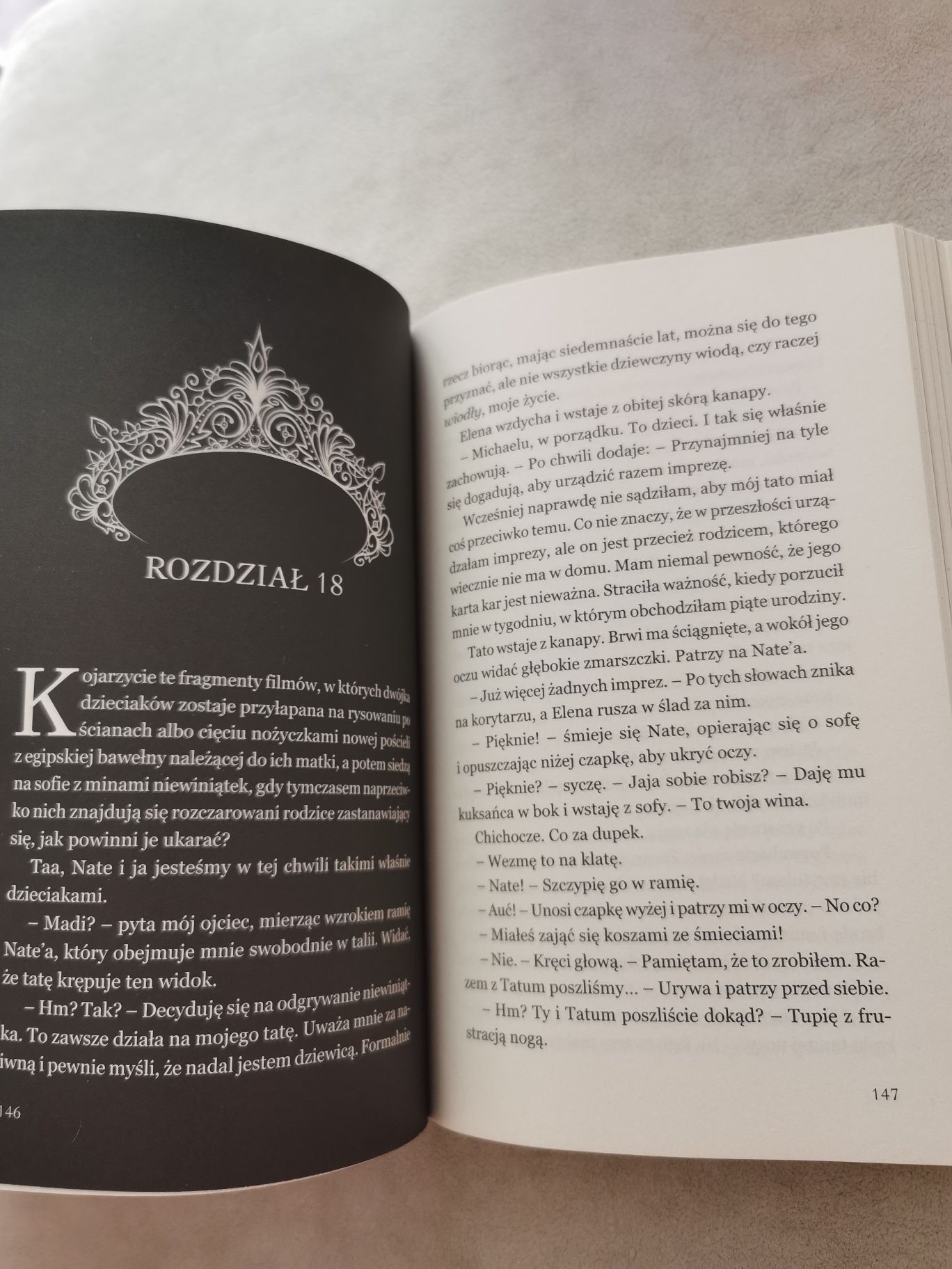 Seria Elite Kings Club Amo Jones srebrny łabędz marionetka Malum