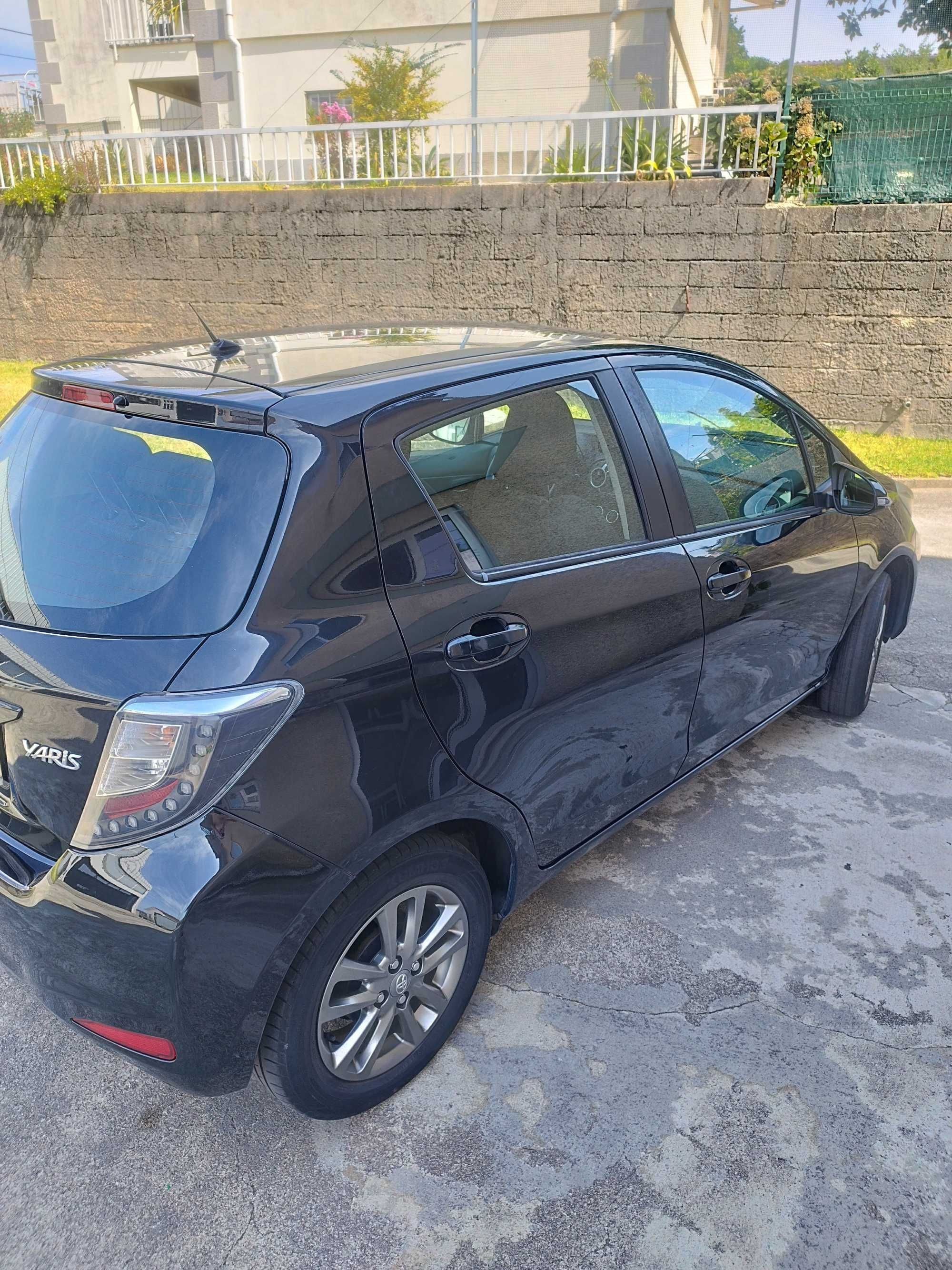 Toyota Yaris Active