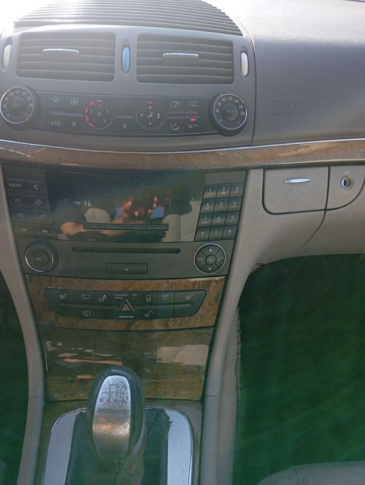 Mercedes  220 cdi