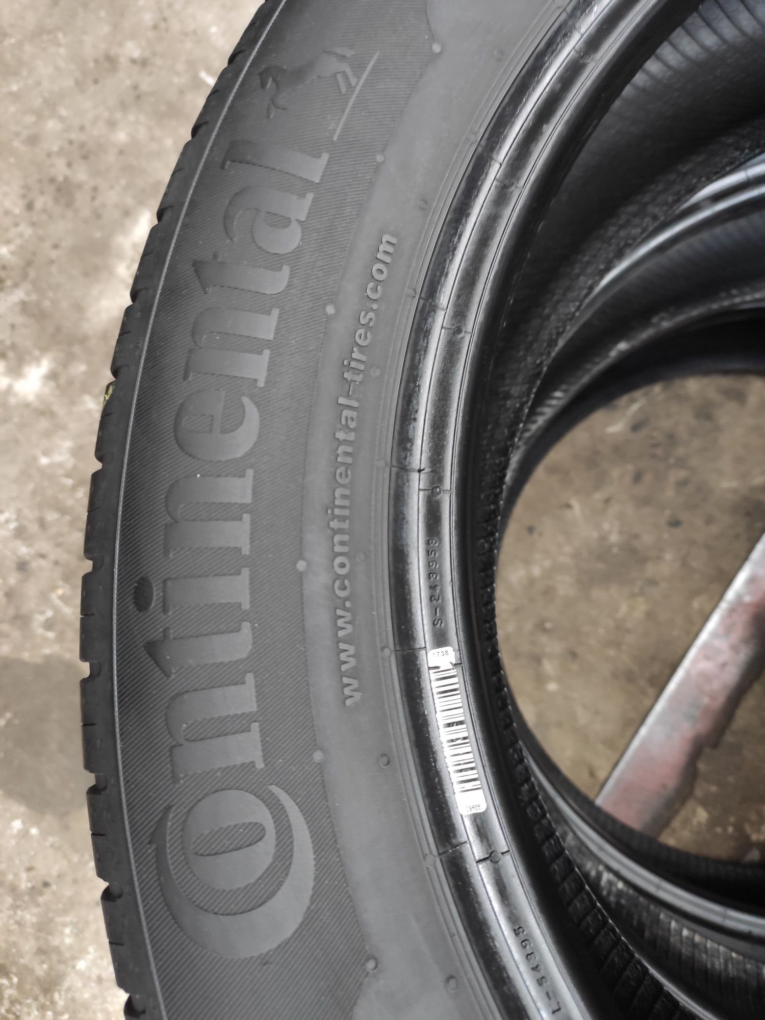 Шини резина Continental 215/55 R18