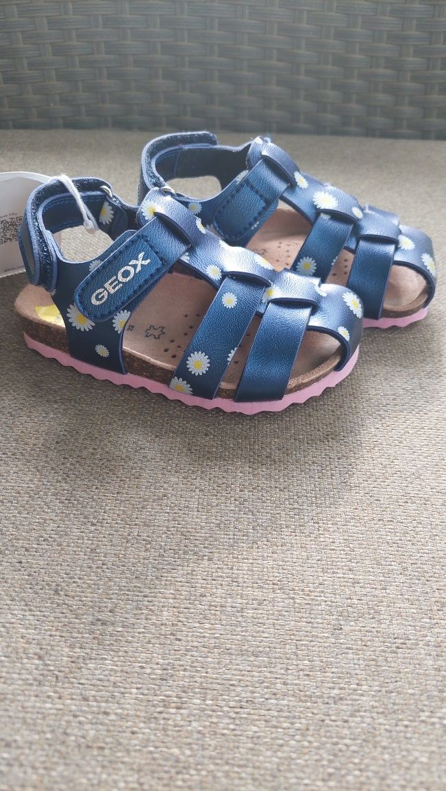 Sandały / sandałki / buciki / buty Geox / rozmiar 22