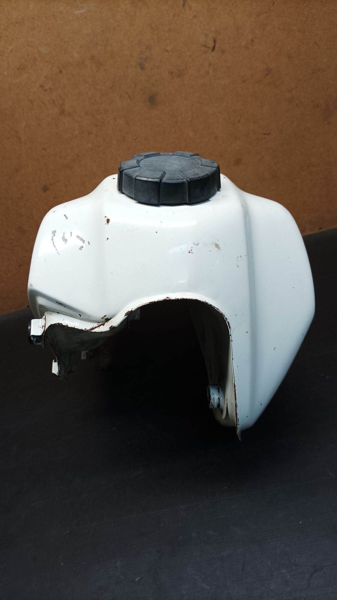 Zbiornik paliwa bak kranik części Yamaha DT 80 53V i DT 125 lc2 34X