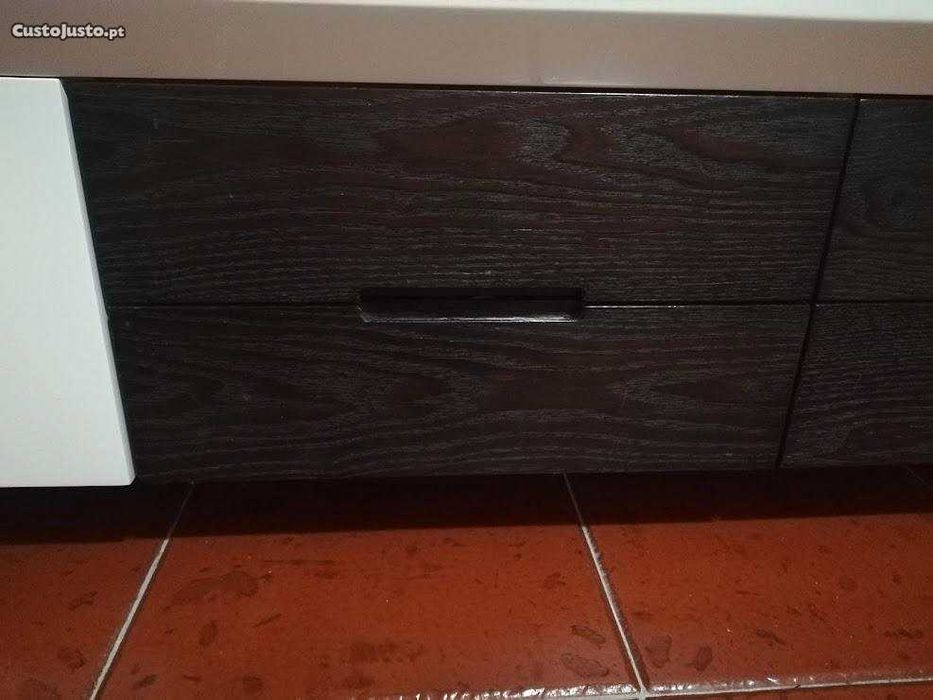 Móvel TV Branco e Castanho Lacado-como novo