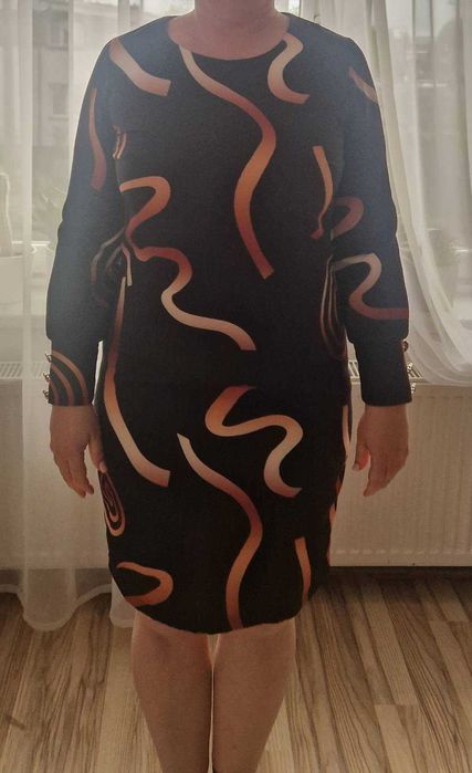 Elegancka, prosta sukienka