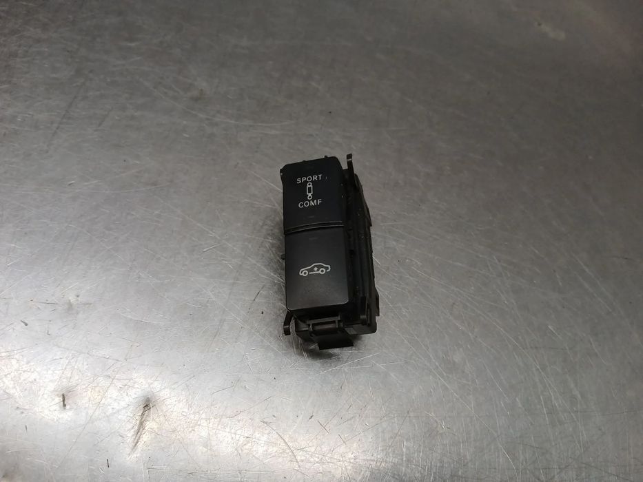 Botão / interruptor "Modo SPORT" MERCEDES-BENZ Classe E (W212)