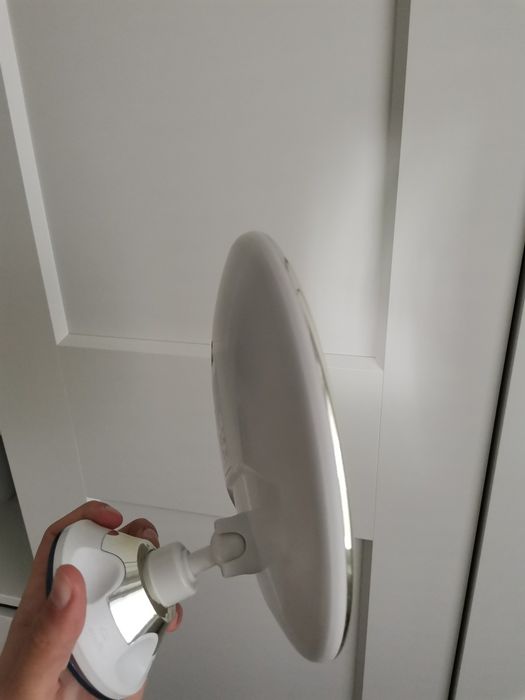 Lusterko powiększające do makijażu z oświetleniem na baterie
Szybka wy