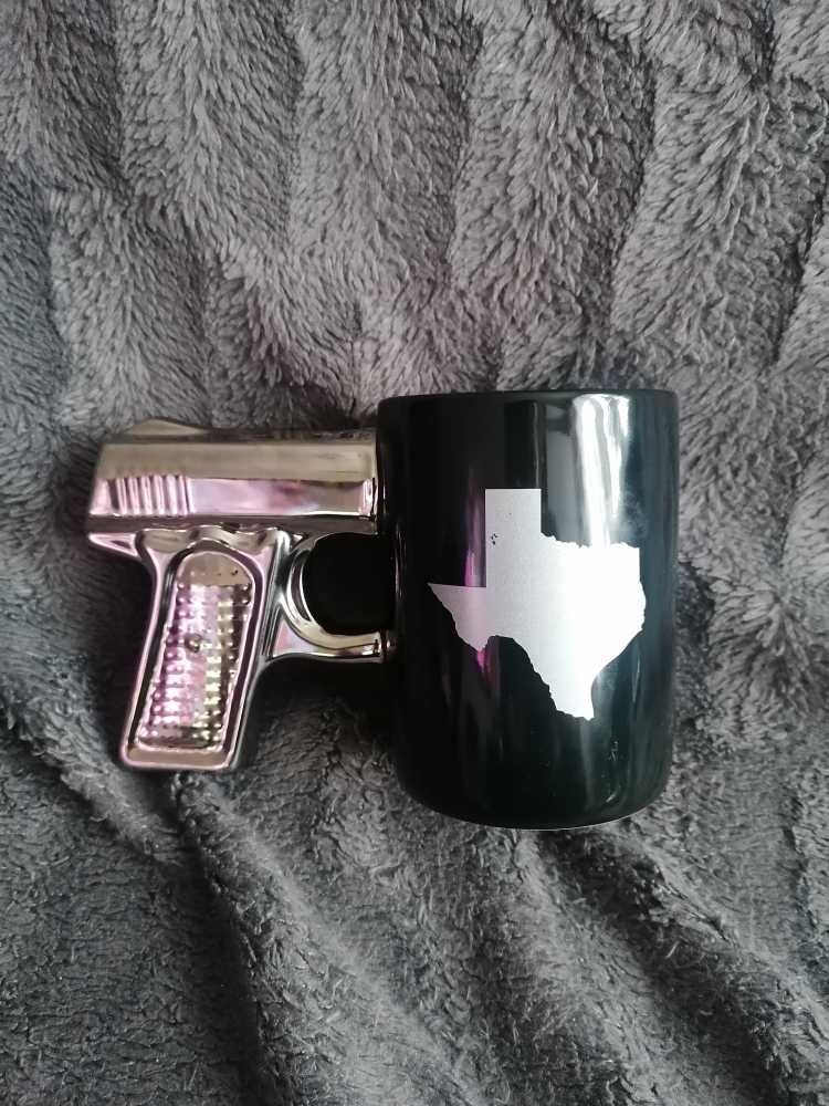 Kubek z uchem jako pistolet - ciekawy design USA stan Texas