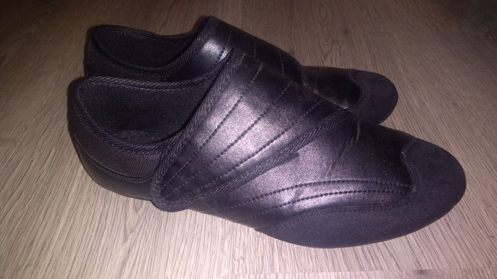 Buty sportowe czarne