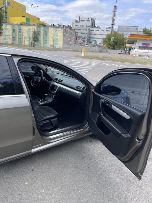 Продам свой Volkswagen Passat B7 (пассат) Highline 1.8 TSI DSG 2012рік