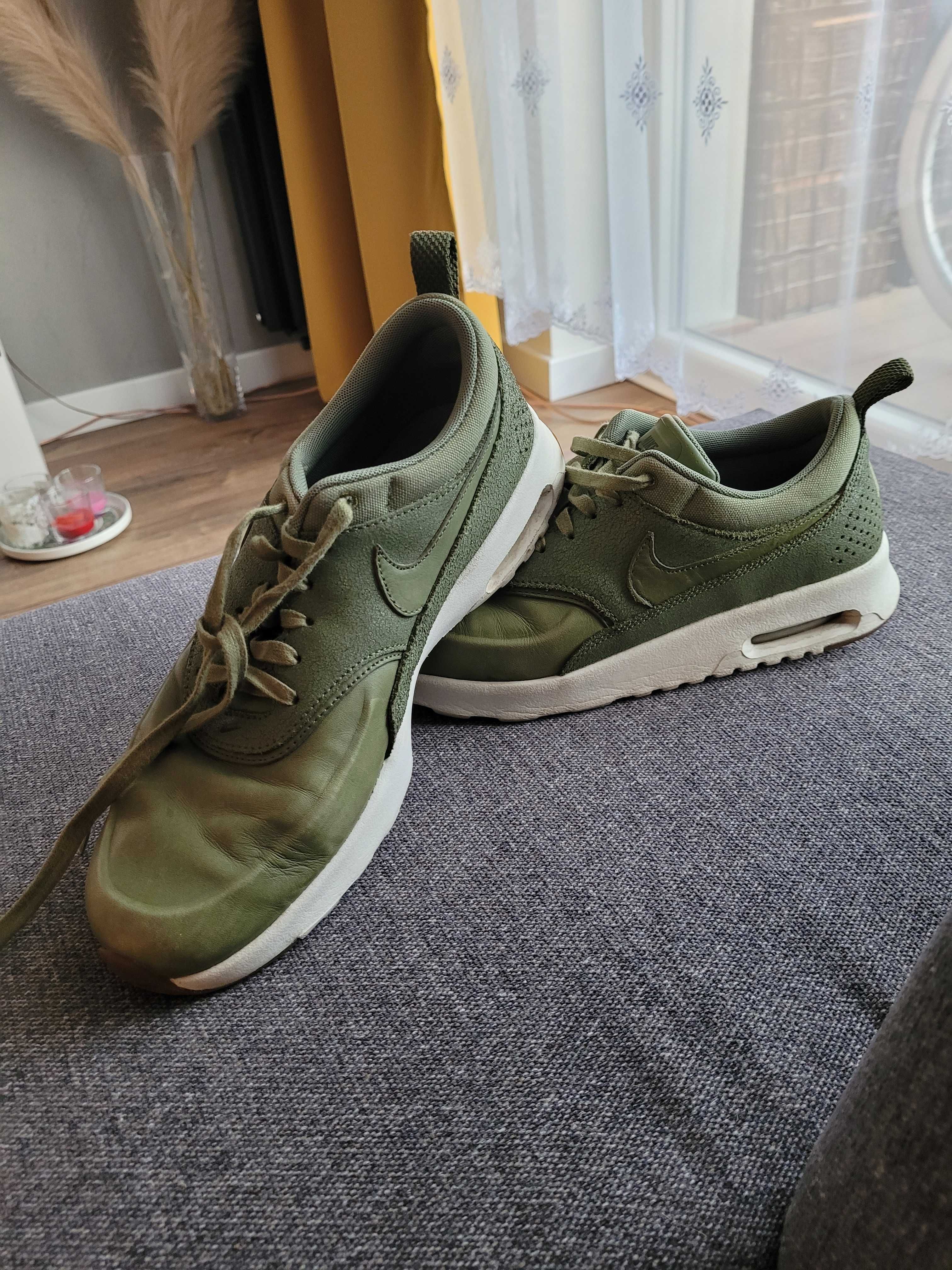 Byty Nike Thea Airmax