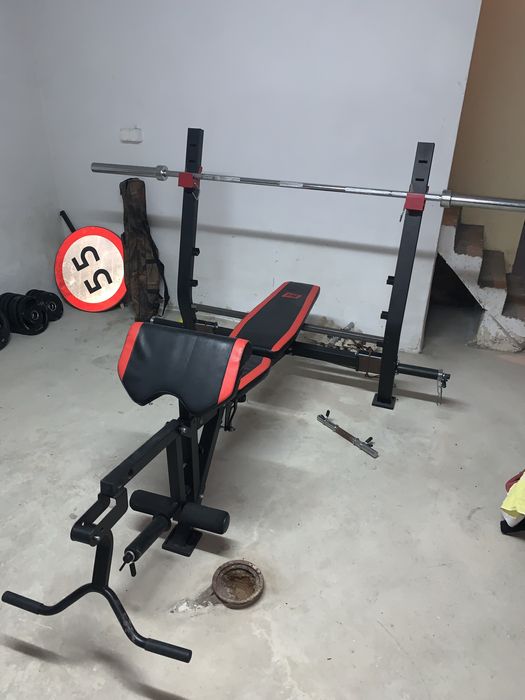 Ławka do ćwiczeń regulowana/gryf olimpijski 220cm/135kg obciazenia