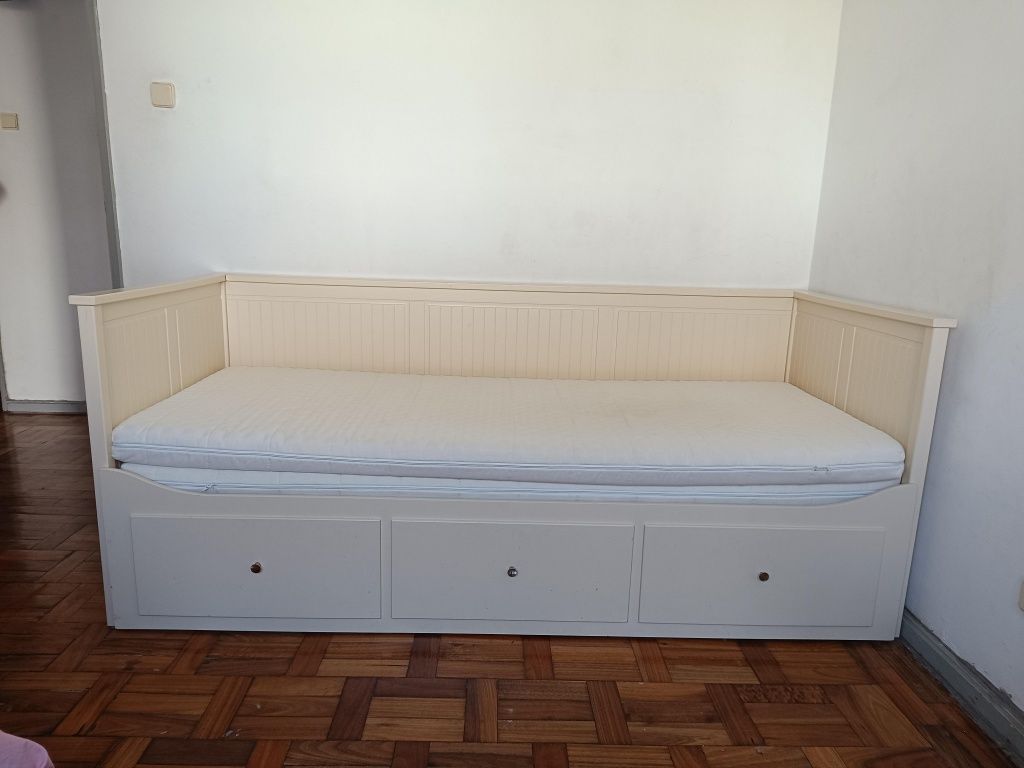 Cama dupla IKEA usada em muito bom estado