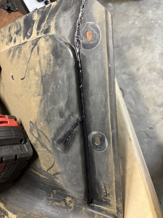 Spawanie plastiku tworzyw stali aluminium nierdzewki