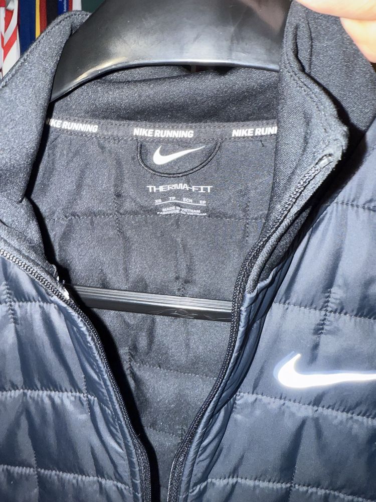 Kurtka do biegania damska Nike Therma-Fit rozmiar XS