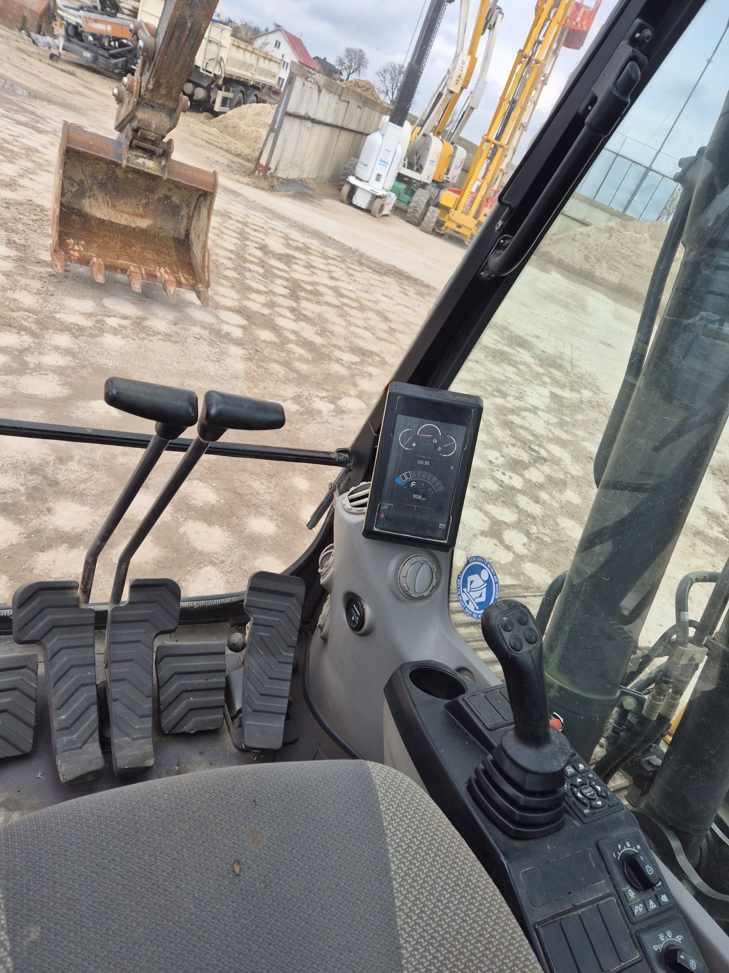 Volvo ec140 el 2016r bdb stanie