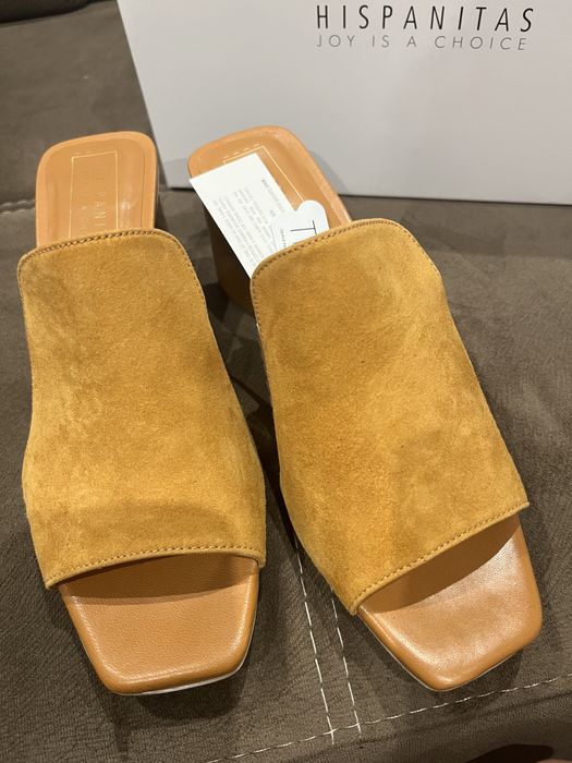 Mules da marca Hispanita