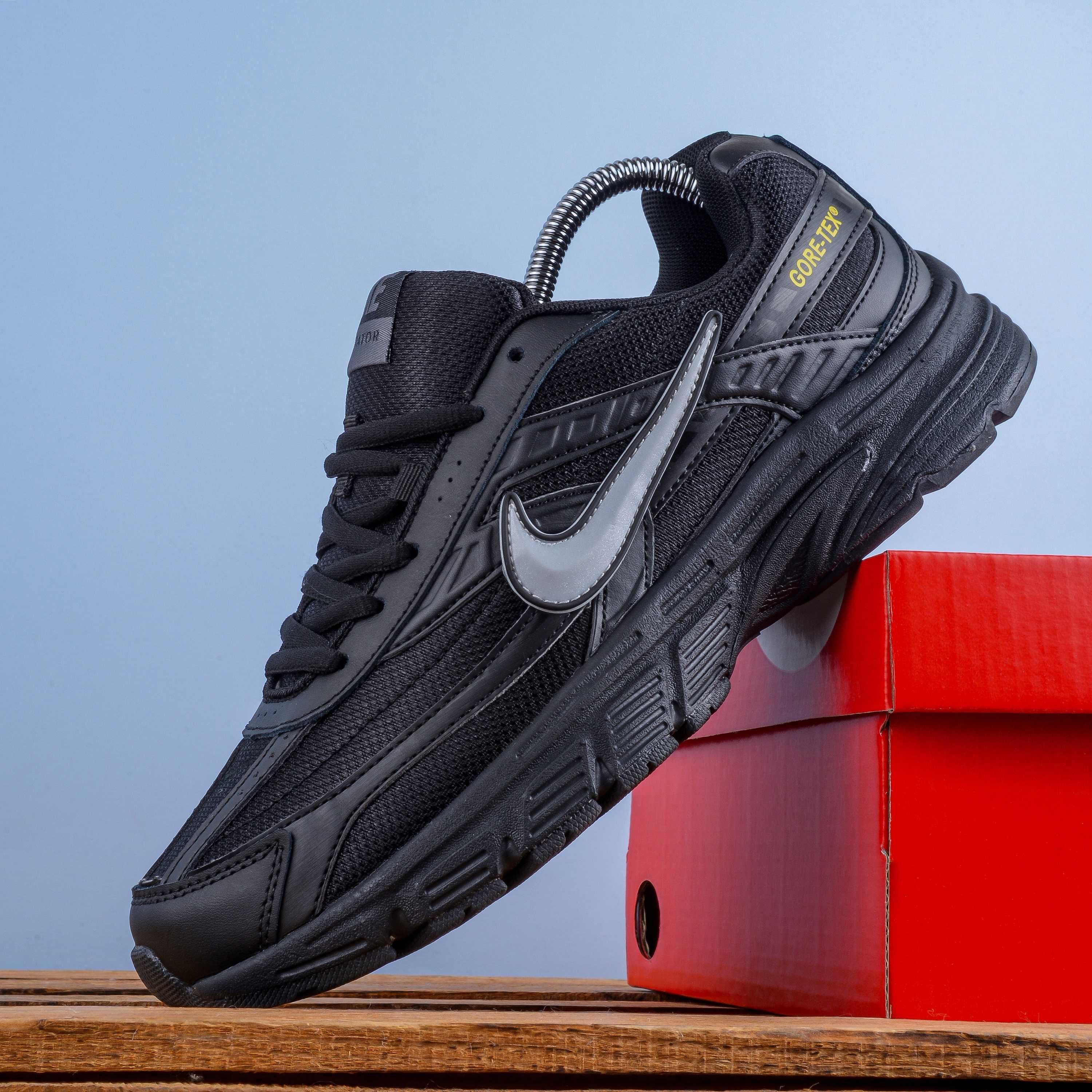 (1939) Чоловічі Кросівки Nike Initiator повністю чорні (41-45)