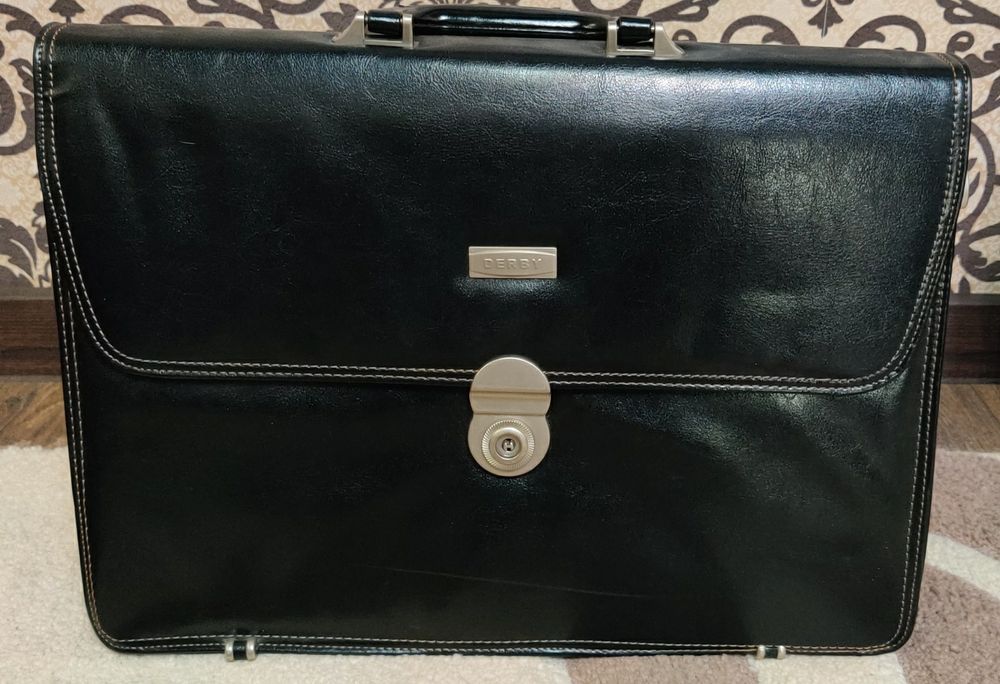 Сумка портфель DERBY