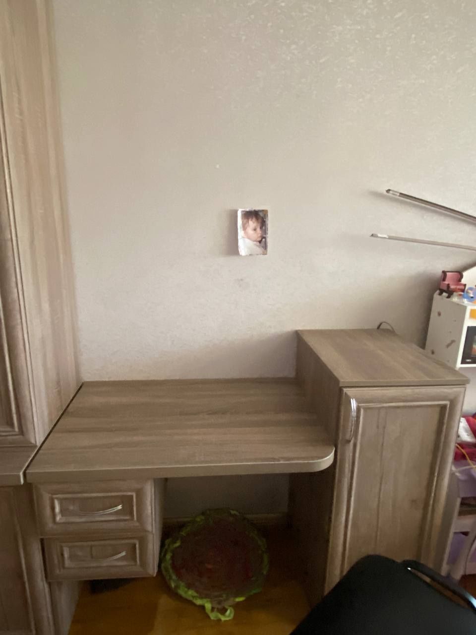 Продам шафу, стіл