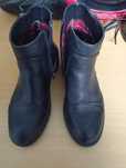 Botas pretas tam 36