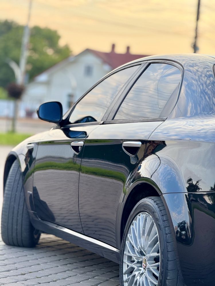 Alfa Romeo 159 / Design by GIUGIARO
