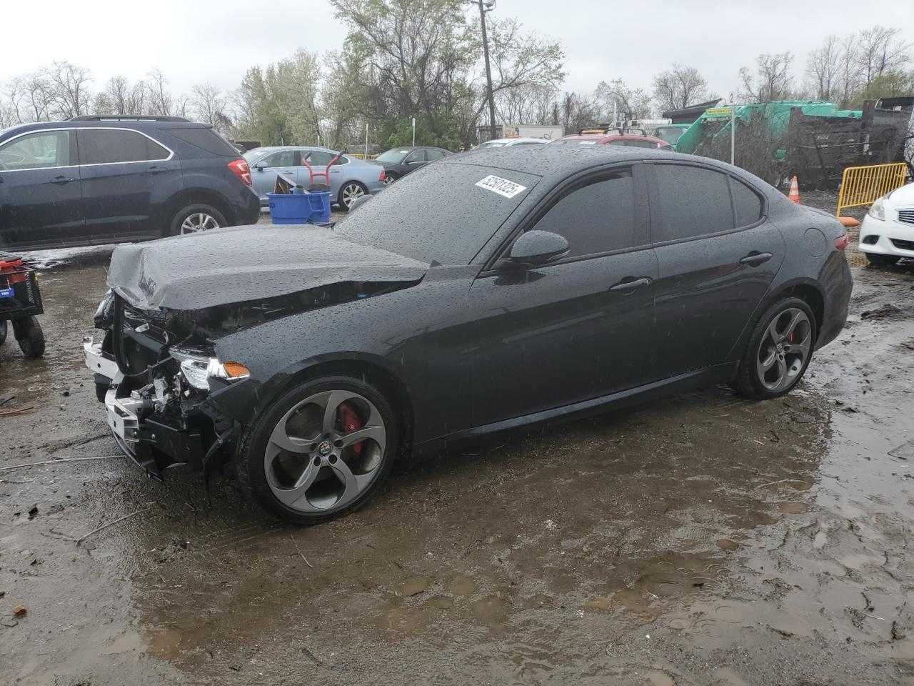 2017 Alfa Romeo Giulia Q4