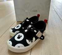 Kapcie CLARKS DISNEY Minnie dla dziewczynki rozm 25